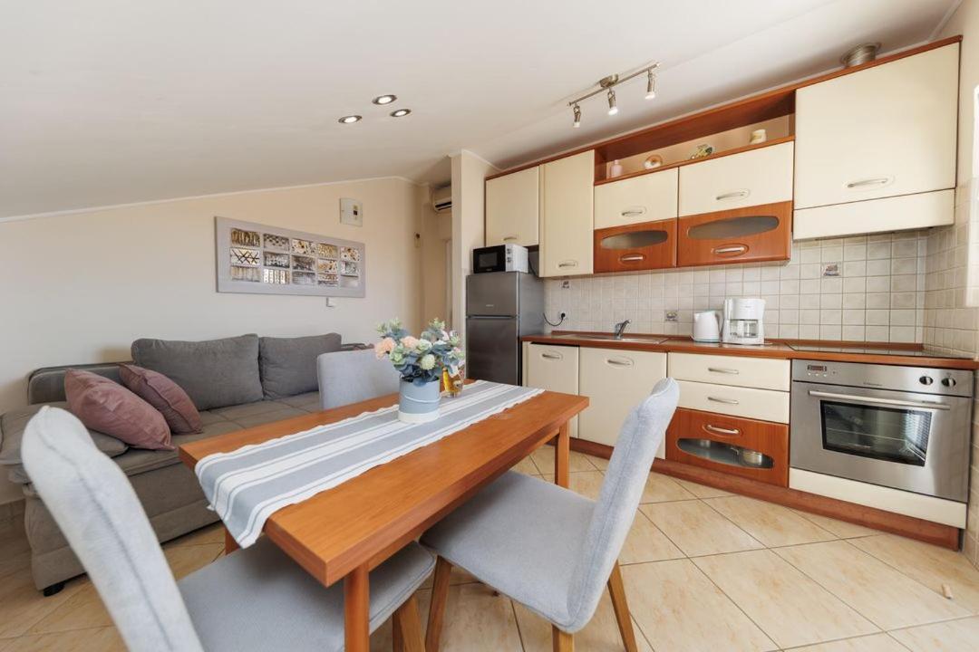 Apartments Mira Zadar Eksteriør bilde